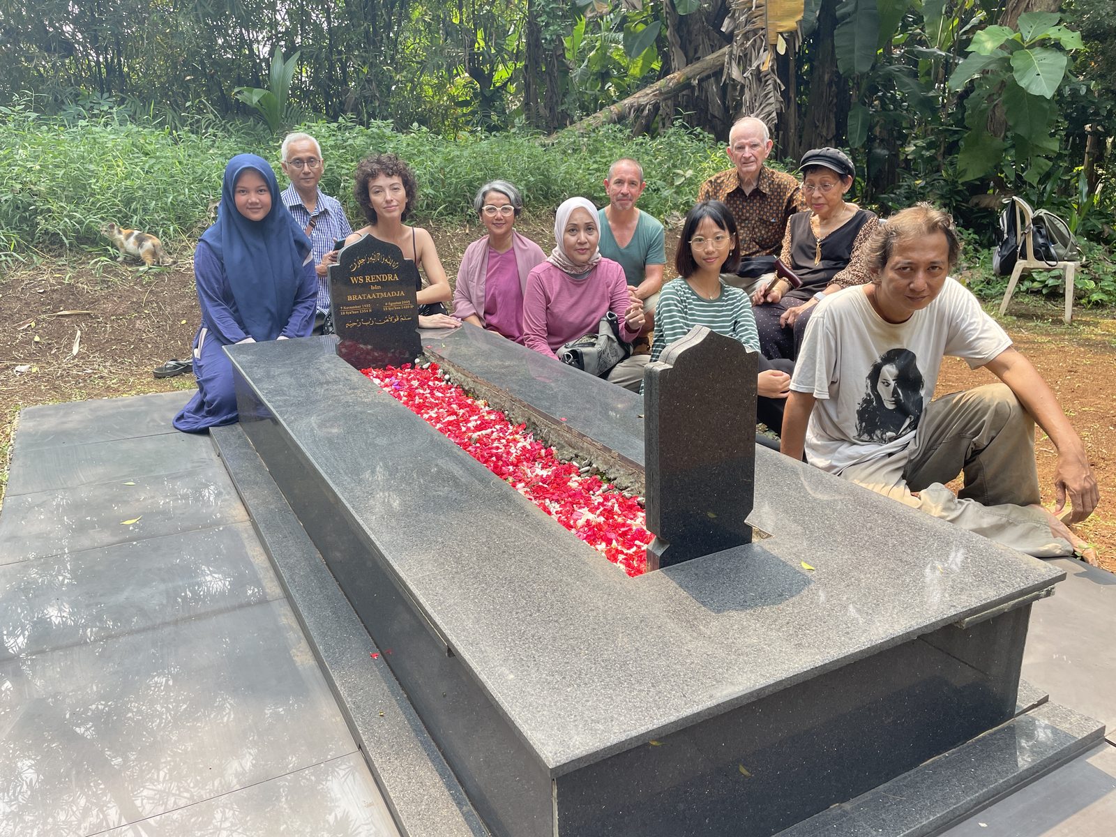 Rendra's grave with family — Cipayung, 2024